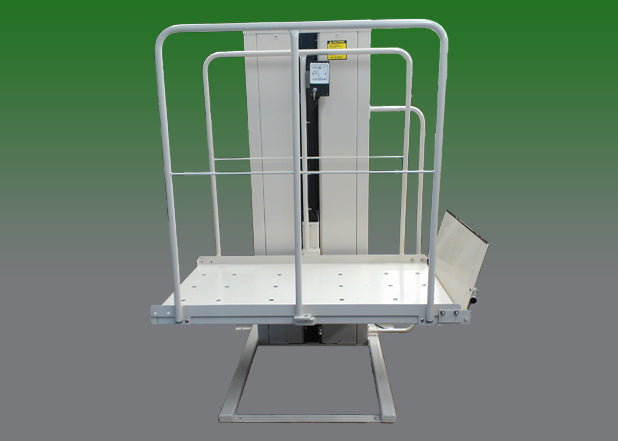 Used Vertical Platform Lift 1/2 OFF